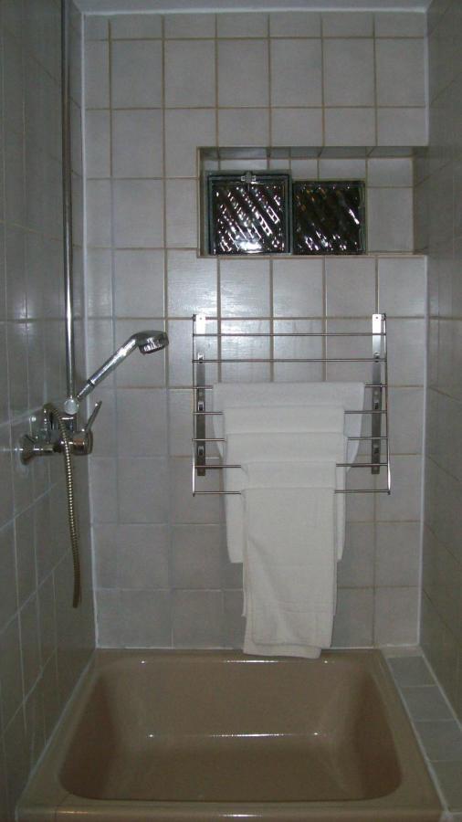 Dormitorium Kaarst Wohnraum Auf Zeit Hostel Екстериор снимка