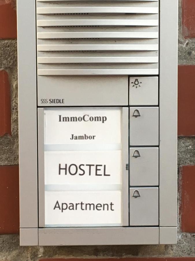 Dormitorium Kaarst Wohnraum Auf Zeit Hostel Екстериор снимка