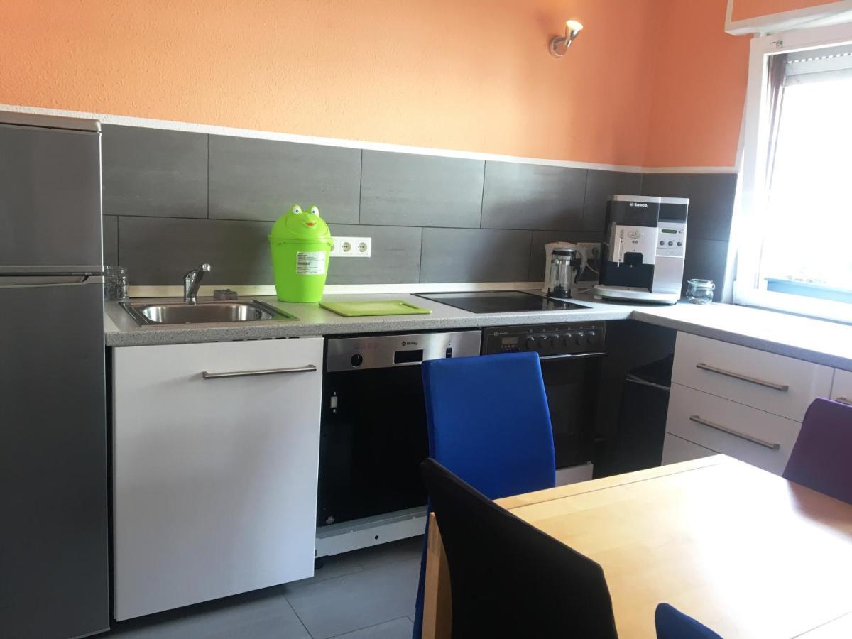 Dormitorium Kaarst Wohnraum Auf Zeit Hostel Екстериор снимка