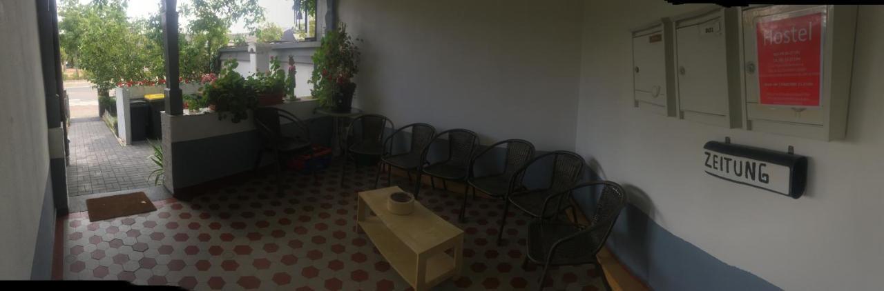 Dormitorium Kaarst Wohnraum Auf Zeit Hostel Екстериор снимка