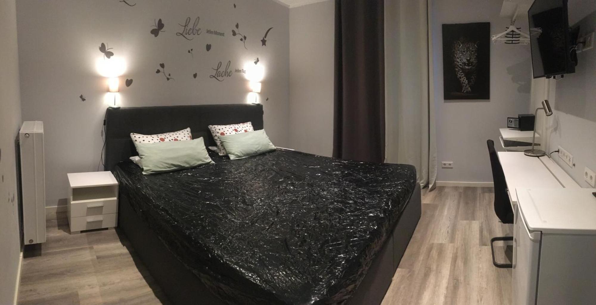 Dormitorium Kaarst Wohnraum Auf Zeit Hostel Екстериор снимка