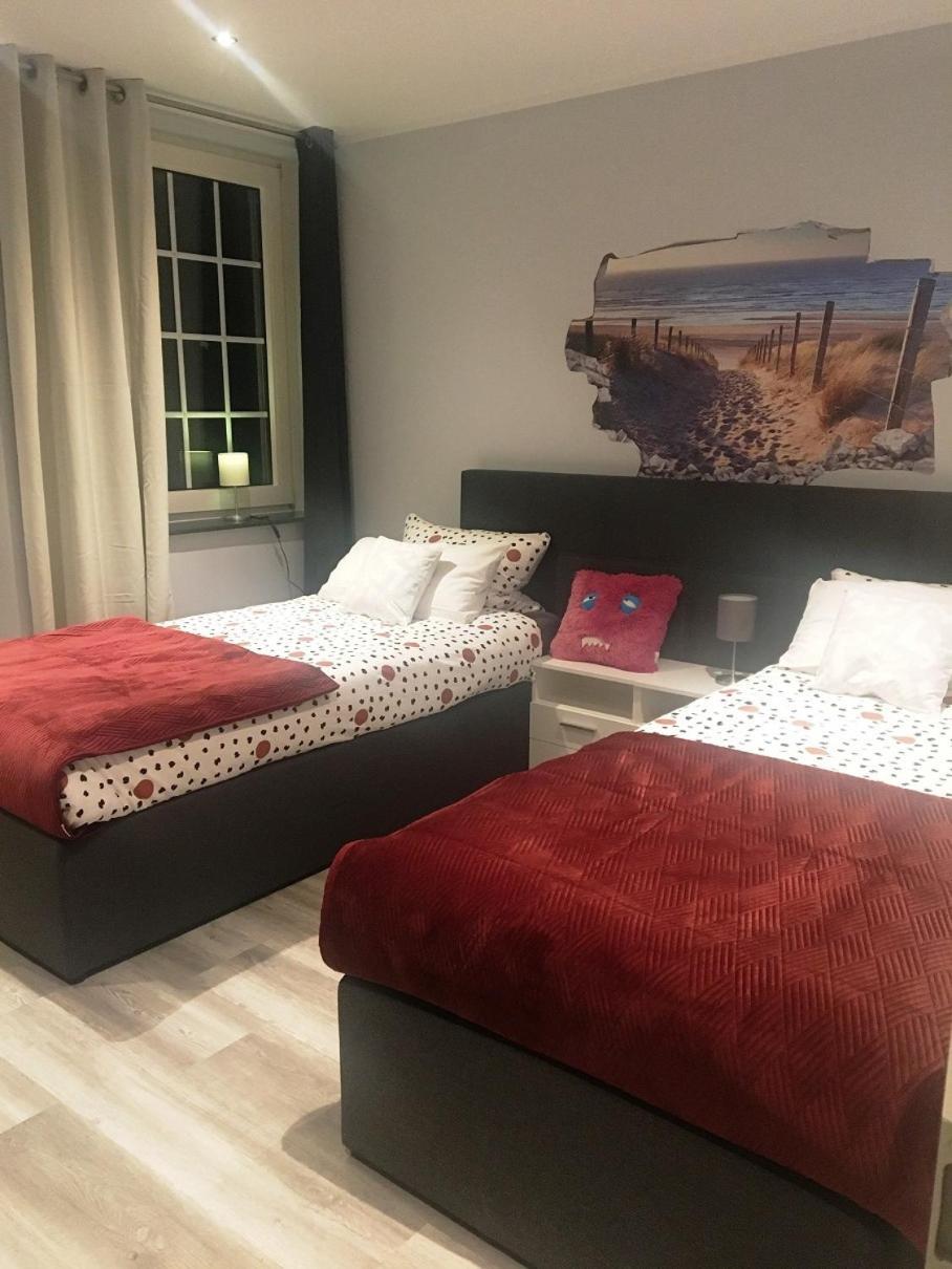 Dormitorium Kaarst Wohnraum Auf Zeit Hostel Екстериор снимка