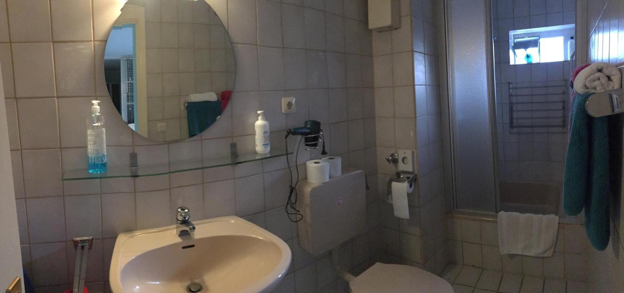 Dormitorium Kaarst Wohnraum Auf Zeit Hostel Екстериор снимка