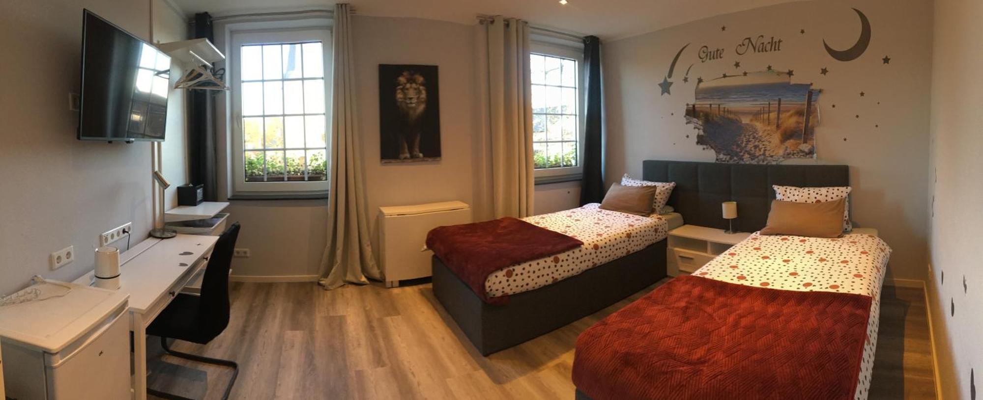 Dormitorium Kaarst Wohnraum Auf Zeit Hostel Екстериор снимка