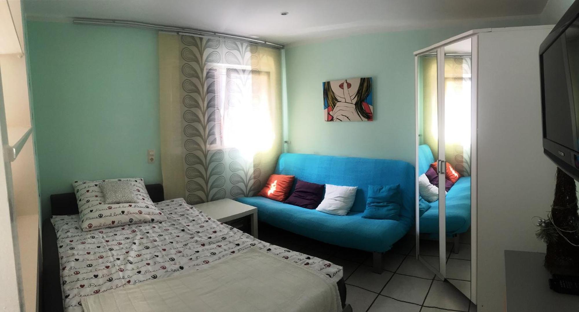 Dormitorium Kaarst Wohnraum Auf Zeit Hostel Екстериор снимка